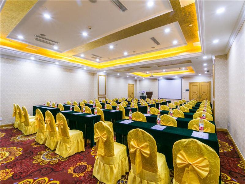 Vienna International Hotel Shanghai Pudong New International Exbition Central Bagian luar foto