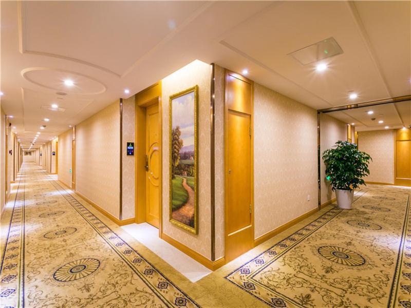 Vienna International Hotel Shanghai Pudong New International Exbition Central Bagian luar foto