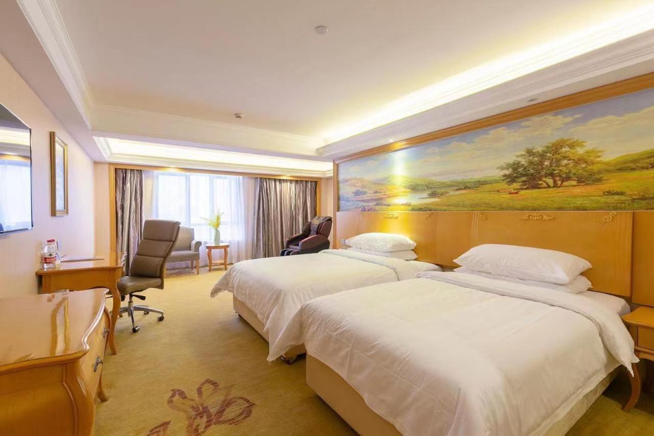 Vienna International Hotel Shanghai Pudong New International Exbition Central Bagian luar foto