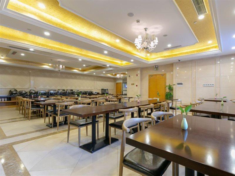 Vienna International Hotel Shanghai Pudong New International Exbition Central Bagian luar foto